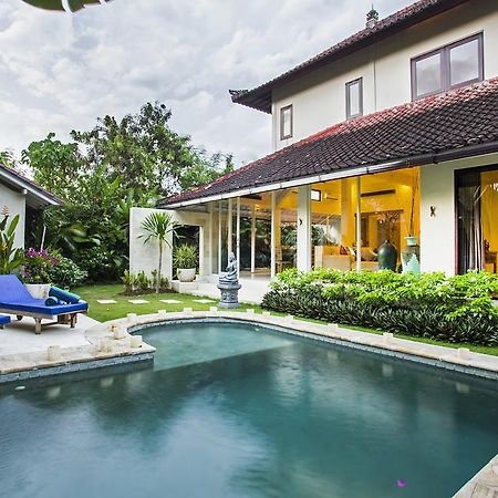Villa Arushi Seminyak Esterno foto