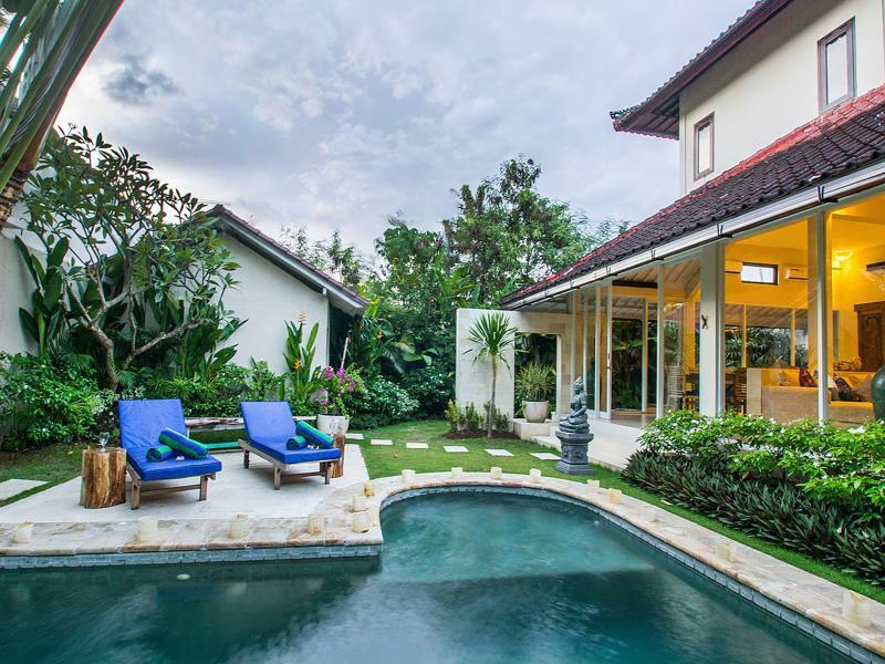 Villa Arushi Seminyak Esterno foto
